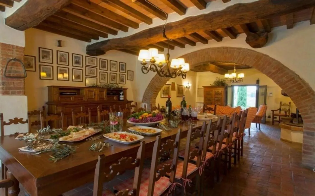 Villa Cerretello 22 By Halldis Montaione 0*,